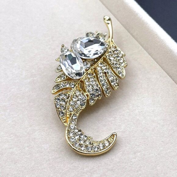 Yellow Gold with White Diamond Crystal Single Feather Pin Back Brooch - Picture 6 of 9